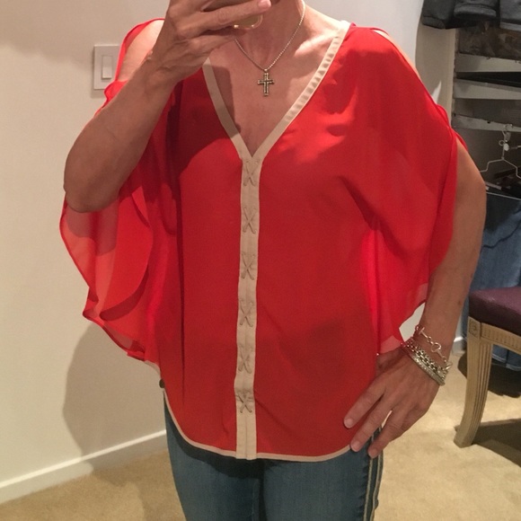 Guess Top - Picture 3 of 6